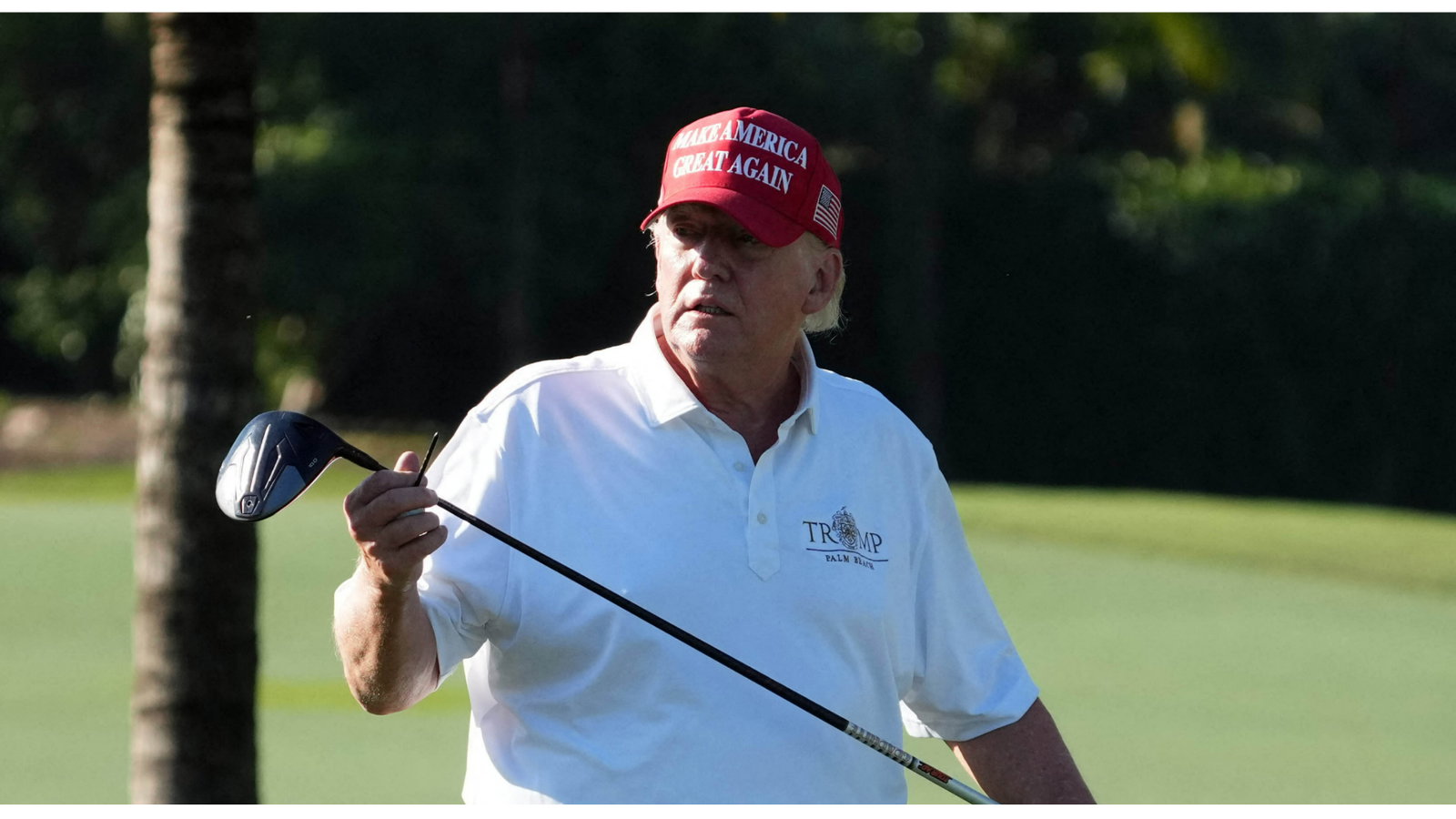 Donald Trump heckled at LIV Golf Miami: "Don't worry, my house got raided too!"